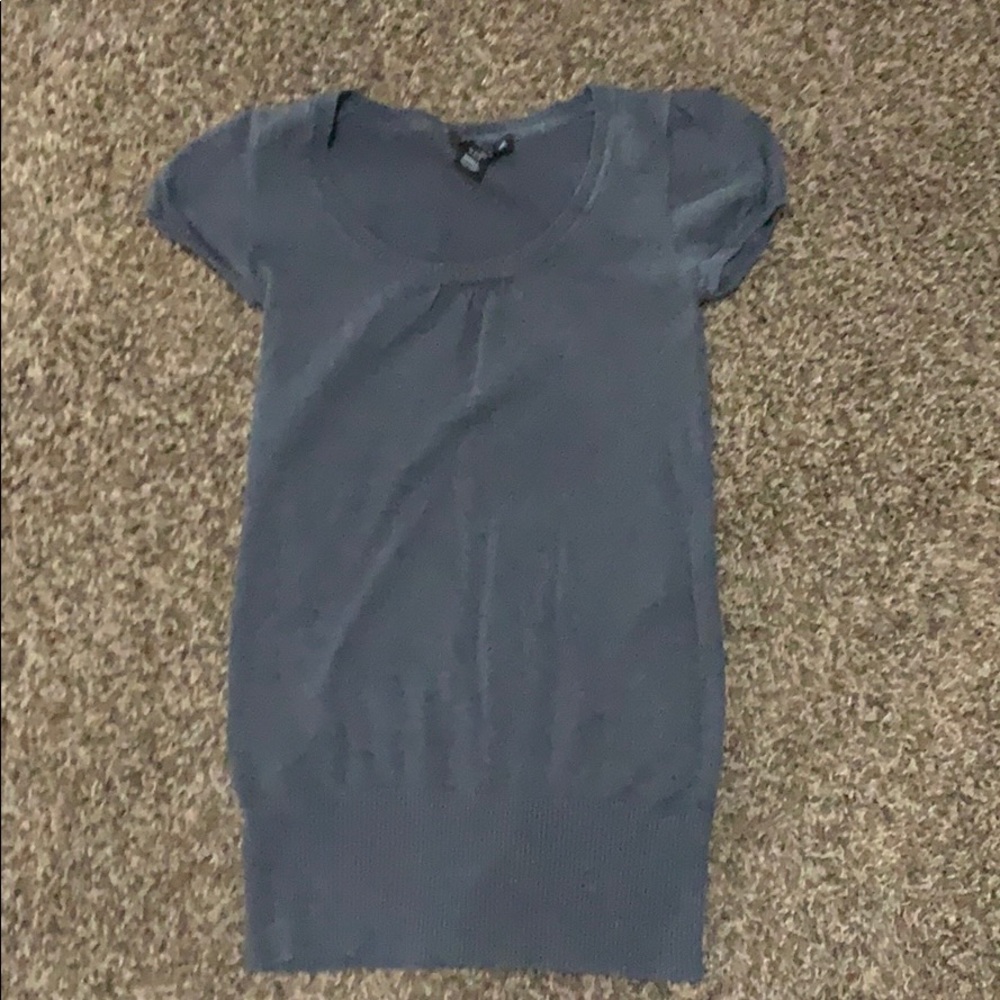 Small short sleeve gray sweater like shirt